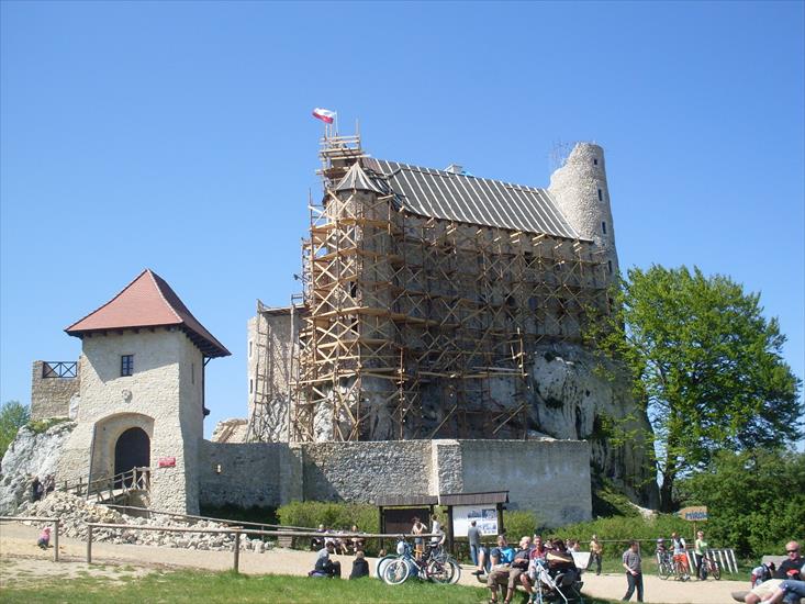 Jura krak - częst - zamek w Bobolicach.JPG